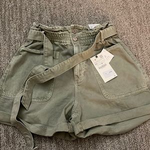 Zara Green Paperbag short
